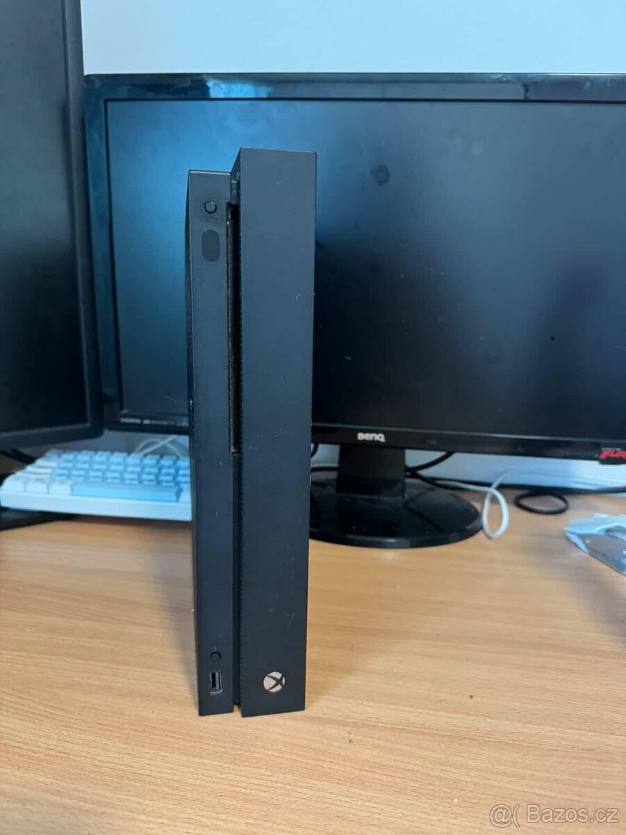 Xbox one X 1TB - 3