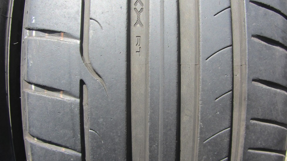 Letní pneu 225/40/18 Dunlop - 3