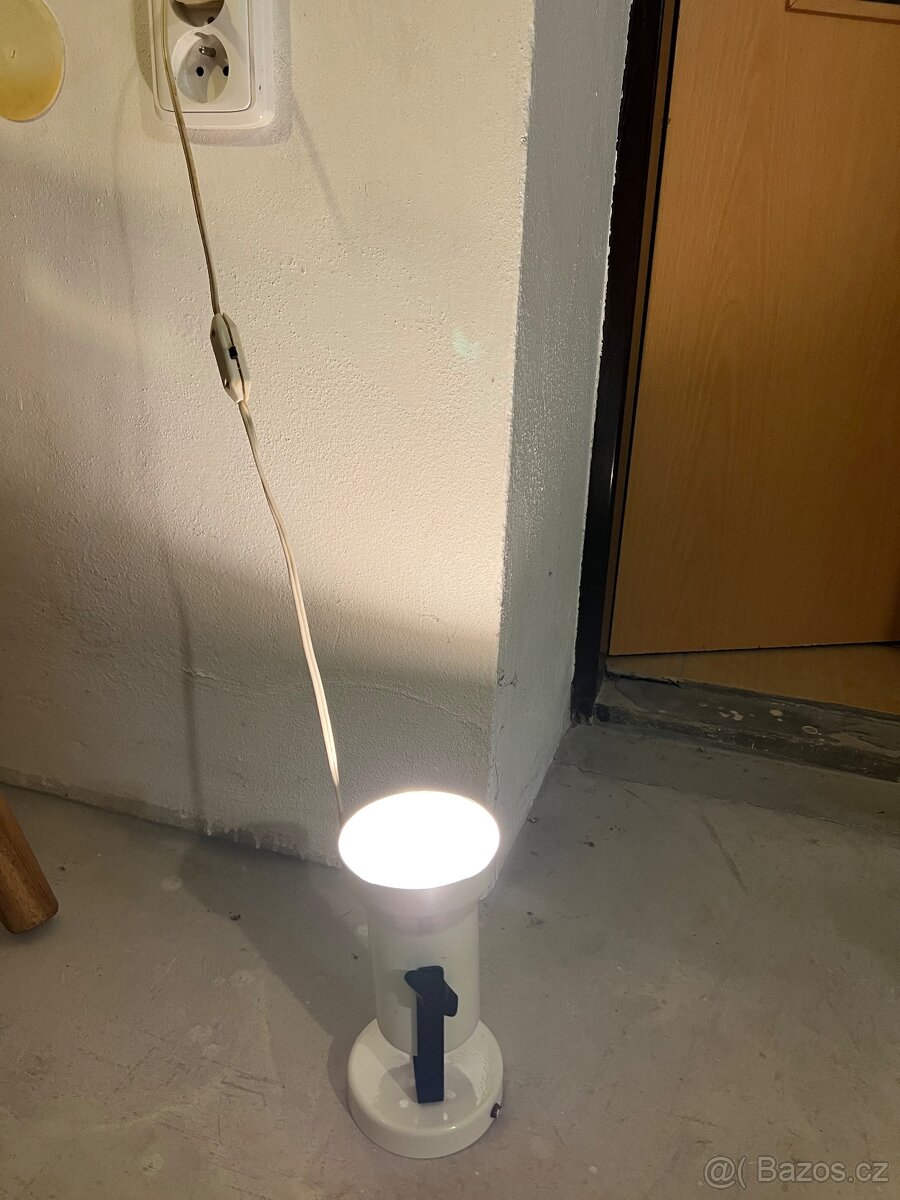 Lampička nástěnná - 3