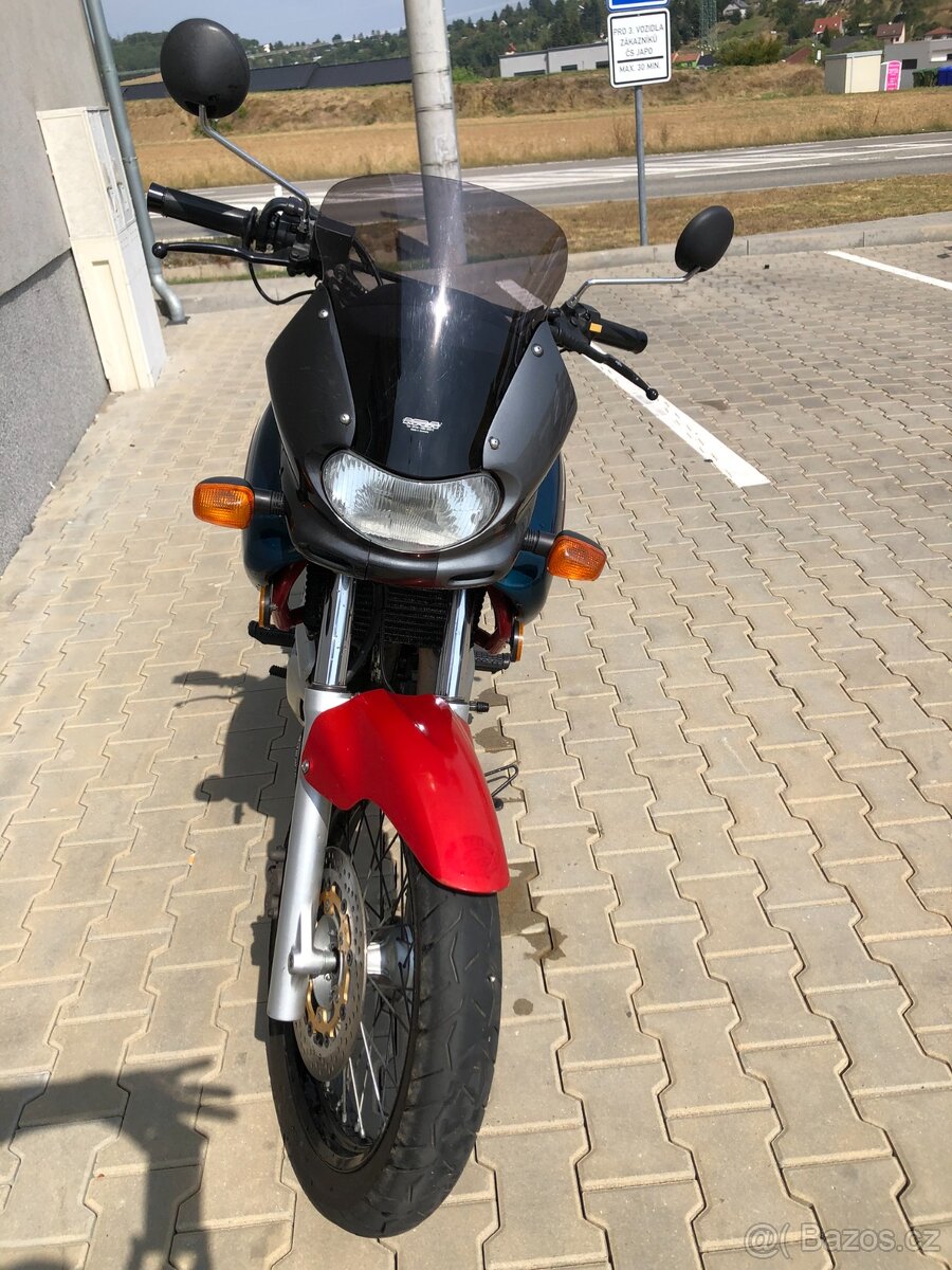 Suzuki XF 650 freewind na náhradní díly