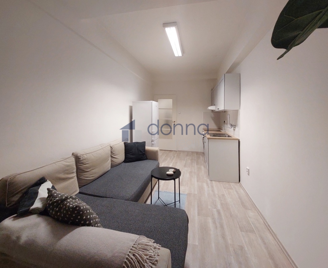 Pronájem bytu 2+kk, 62m2, 6. p., ul. Sokolovská, Praha 8 - K - 3