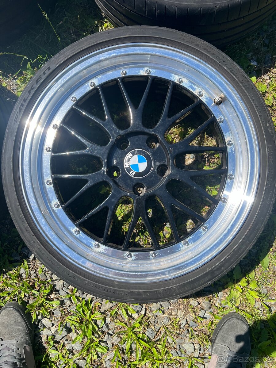 Ultra Wheels UX3 r19 dvourozměr límce - 3