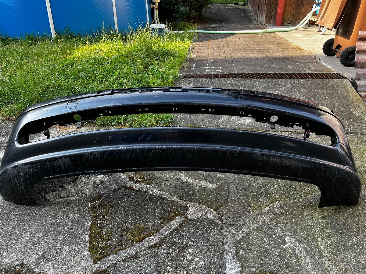 BMW e39 facelift nárazníky cosmosschwarz - 3
