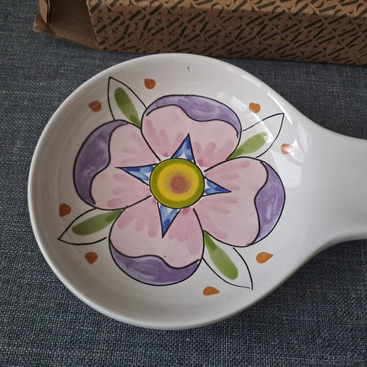 Držák lžičky - porcelánový - nový - 3