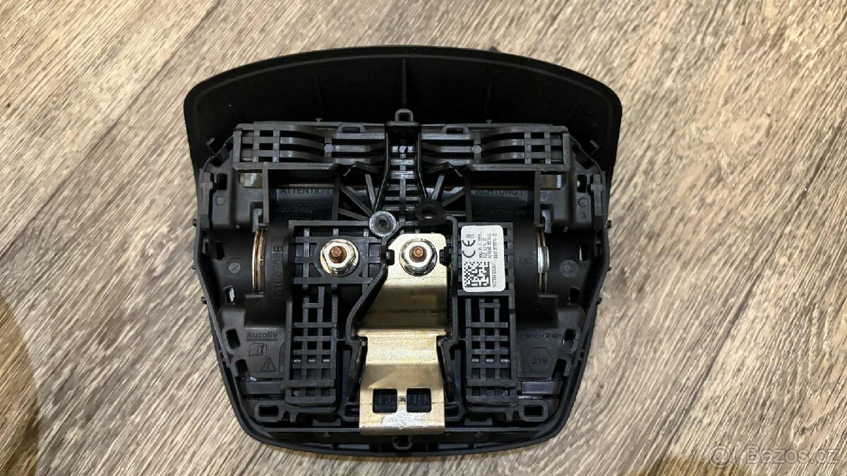 Renault Megane 3 volant - 3