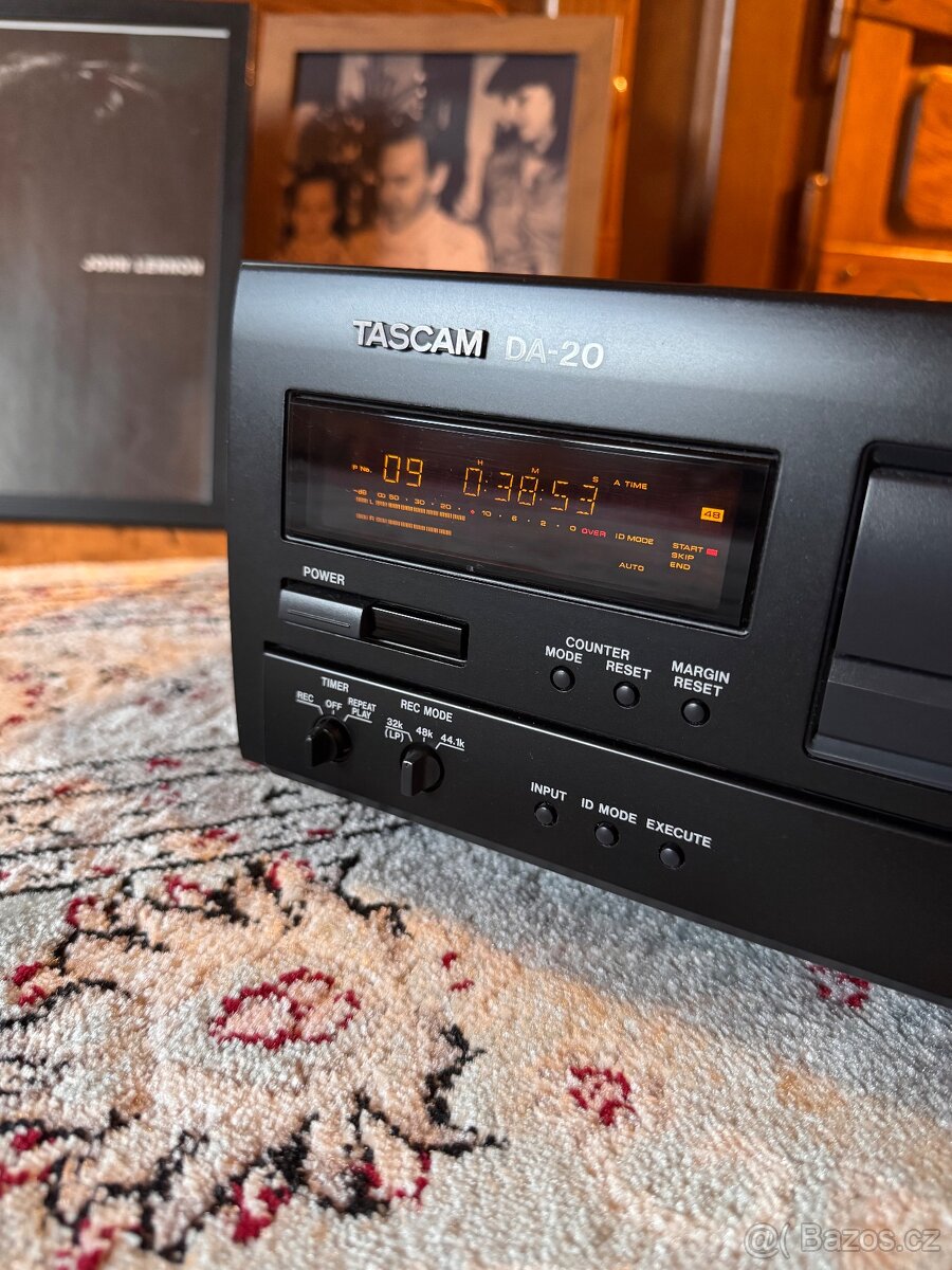 TASCAM DA-20 - 3