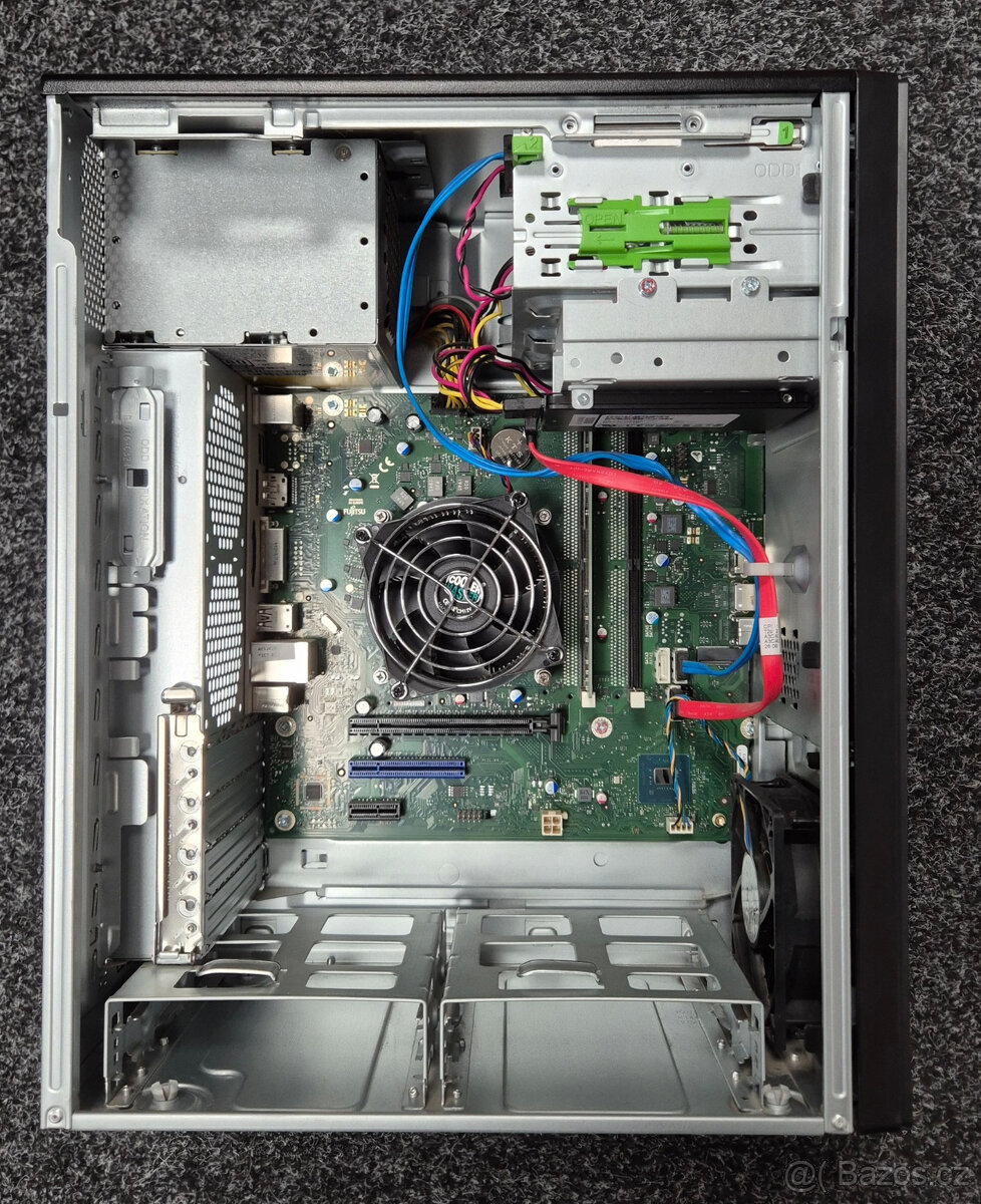 PC Fujitsu Esprimo P558/CPU-i3-8100/RAM-8GB/SSD-250GB/WIN11 - 3