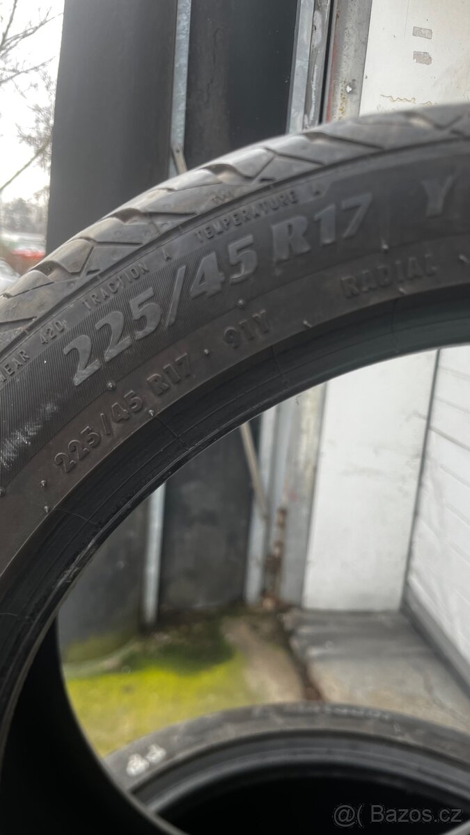 225/45/17 letní sada - 3