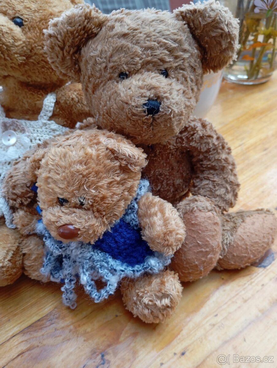 Retro medvídci - 3