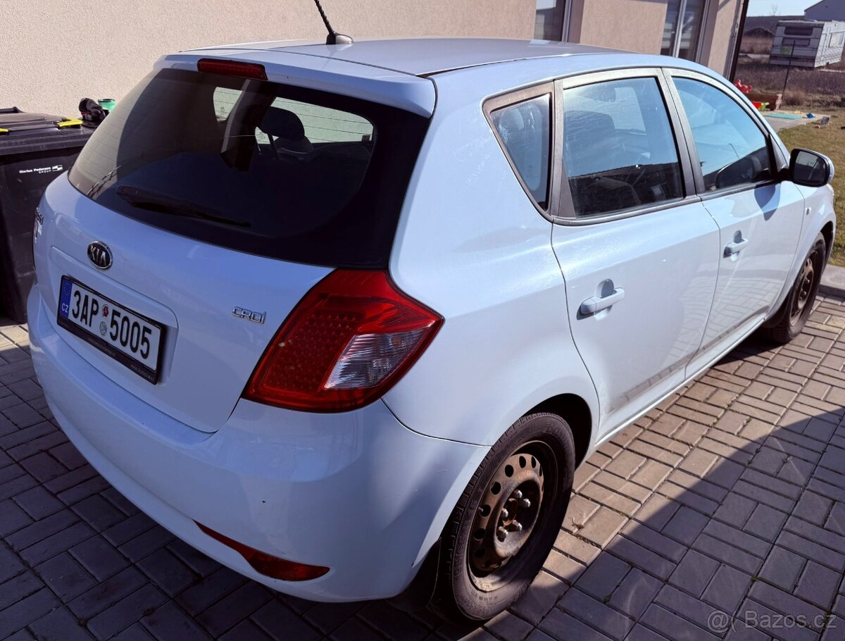 Kia Ceed 1.6 CRDi - 3
