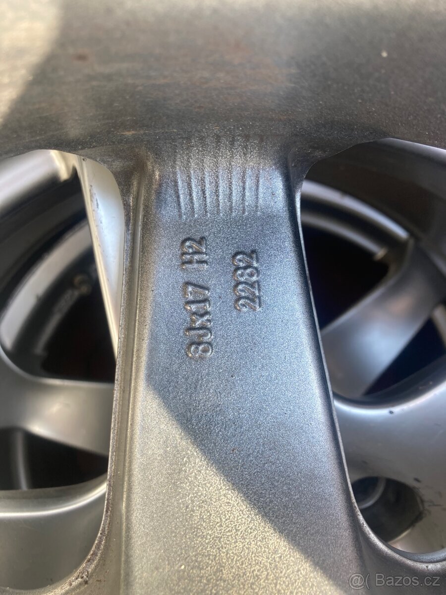 Kia carnival 5x114 - 3