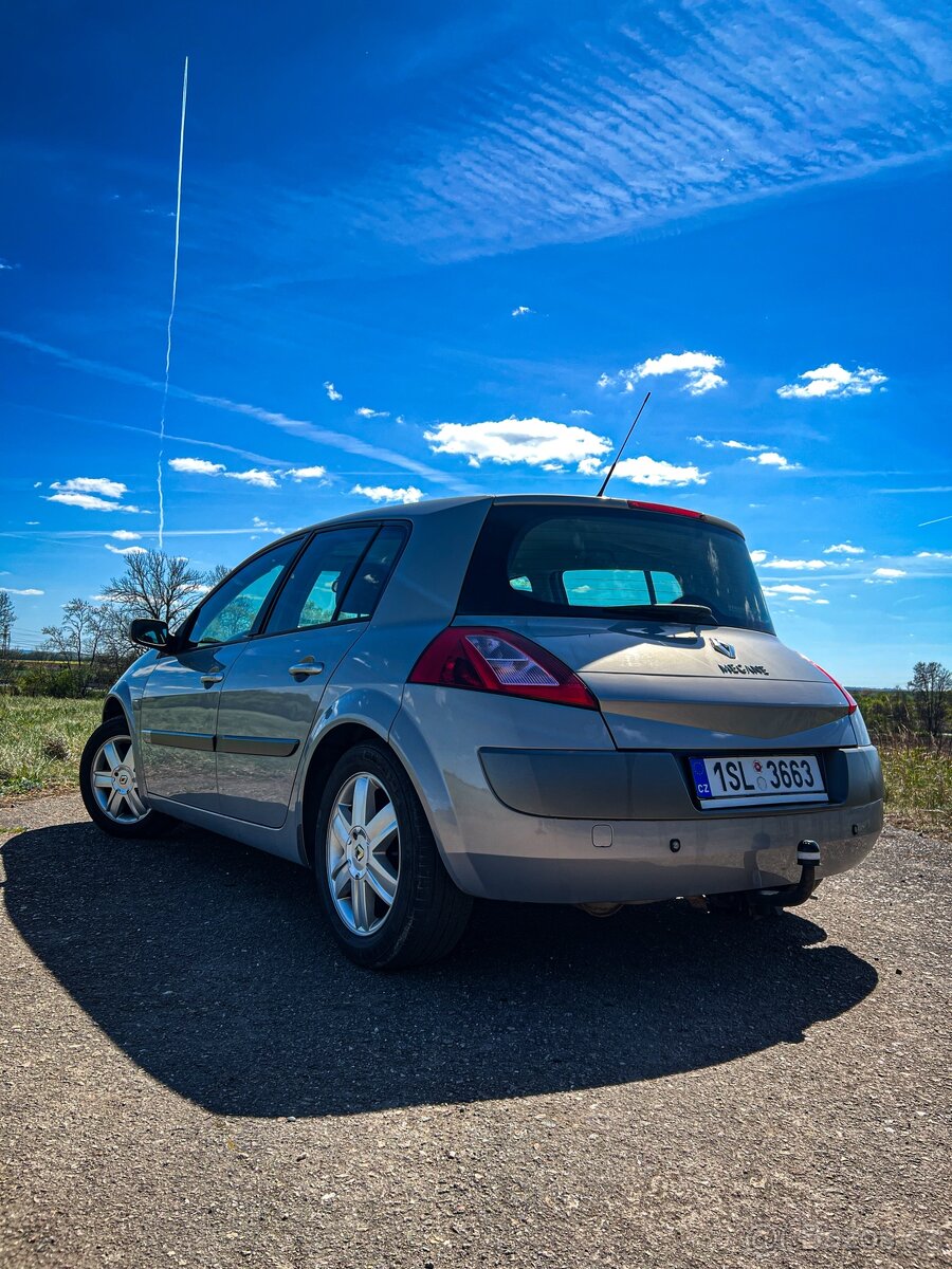 Renault Megane 2, 1.6i - 3