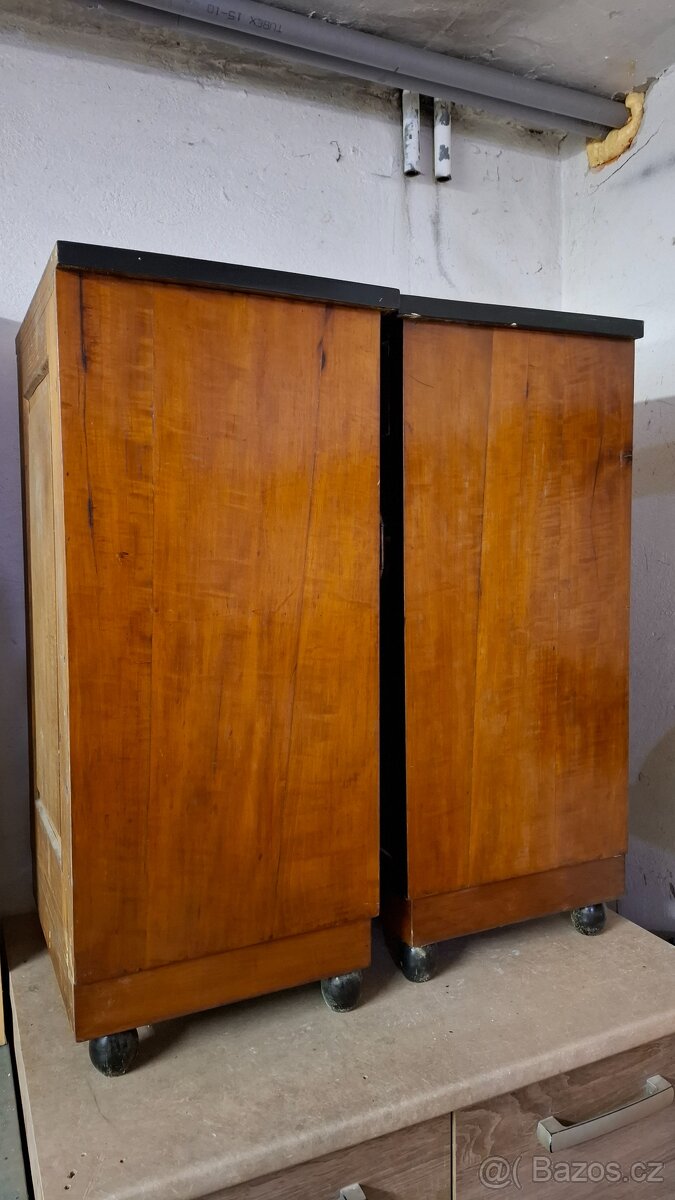 Starožitné noční stolky - 3