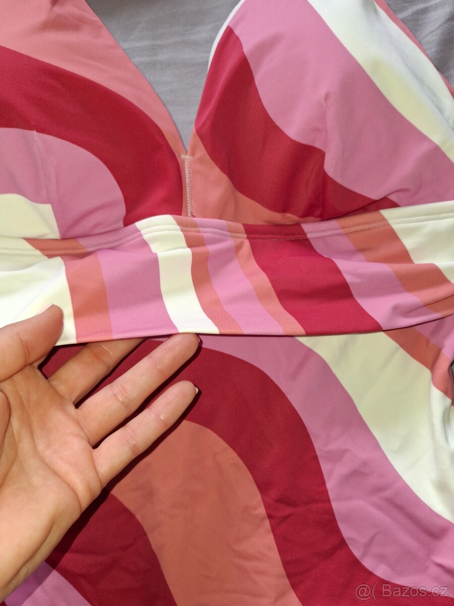 Dámské celkové plavky Triumph - 3