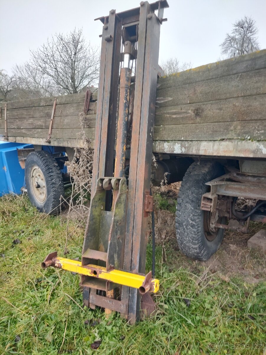 Věž z VZV za traktor - 3