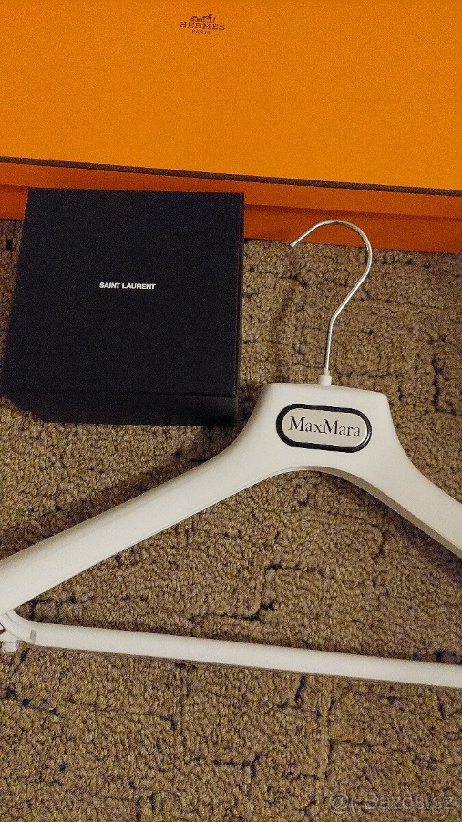 Krabice, taška, ramínko - 3