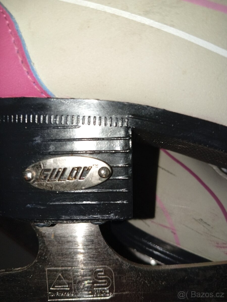 Dívčí brusle na led - 3