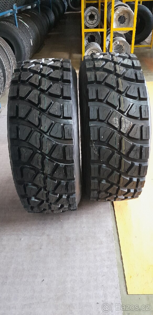 Nákladní pneu 445/65R22.5 - 3