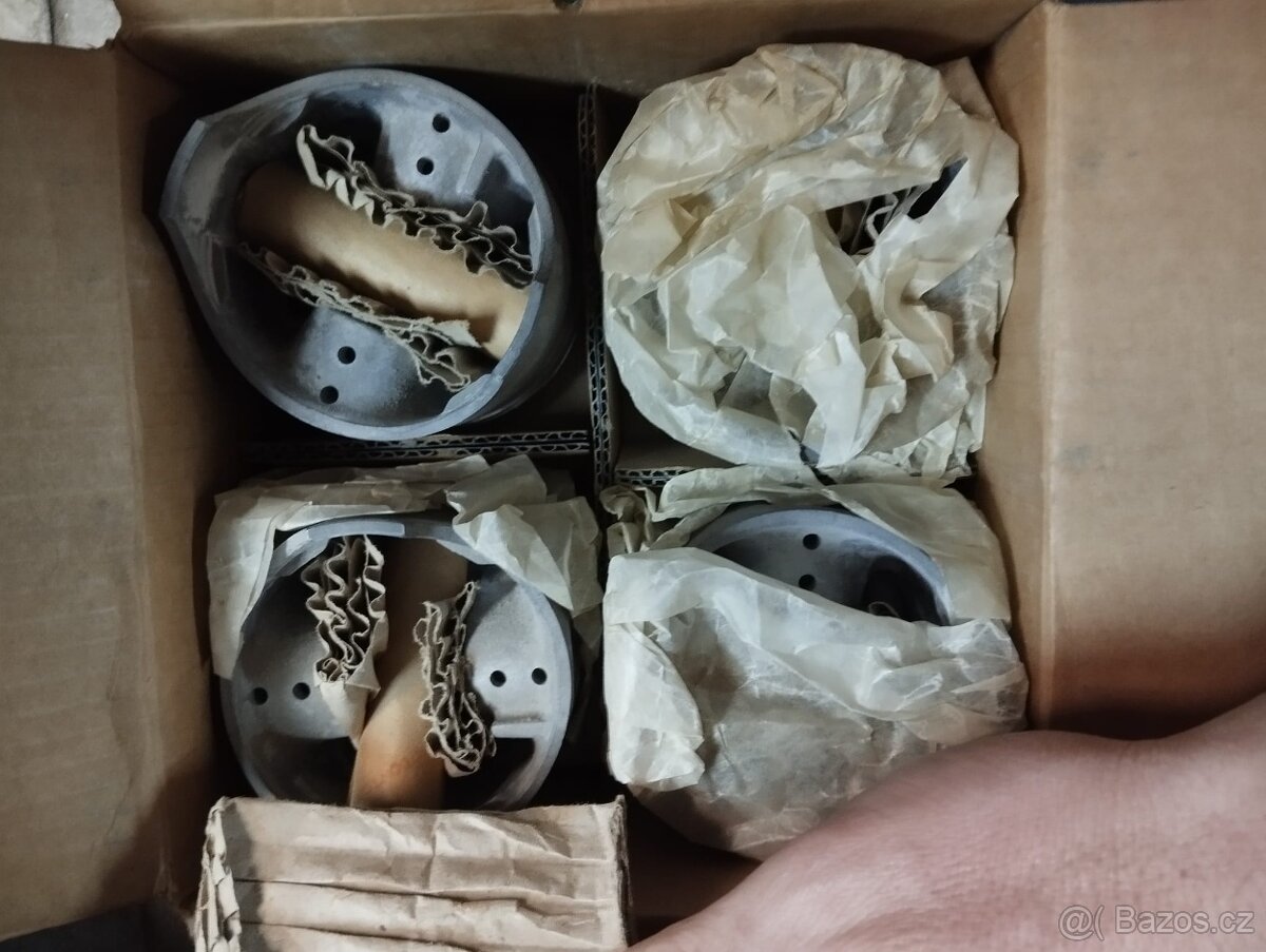 Originální písty Kolbenschmidt +0,20 – Ford 8V (CVH) – NOS - 3