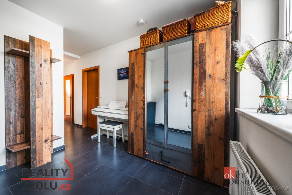 Převod dr. podílu, byty/2+kk, 55 m2, Hálkova 1725/15, 74705 - 3