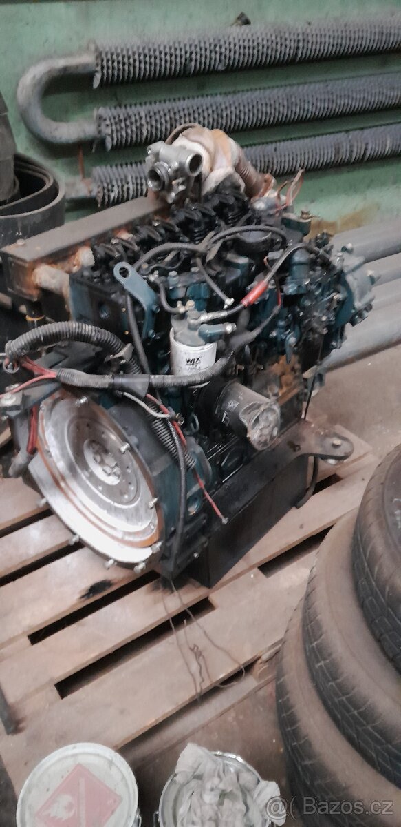 Motor kubota 3300 - 3