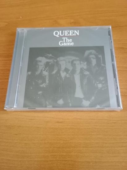 Queen CD Virgin records - 3