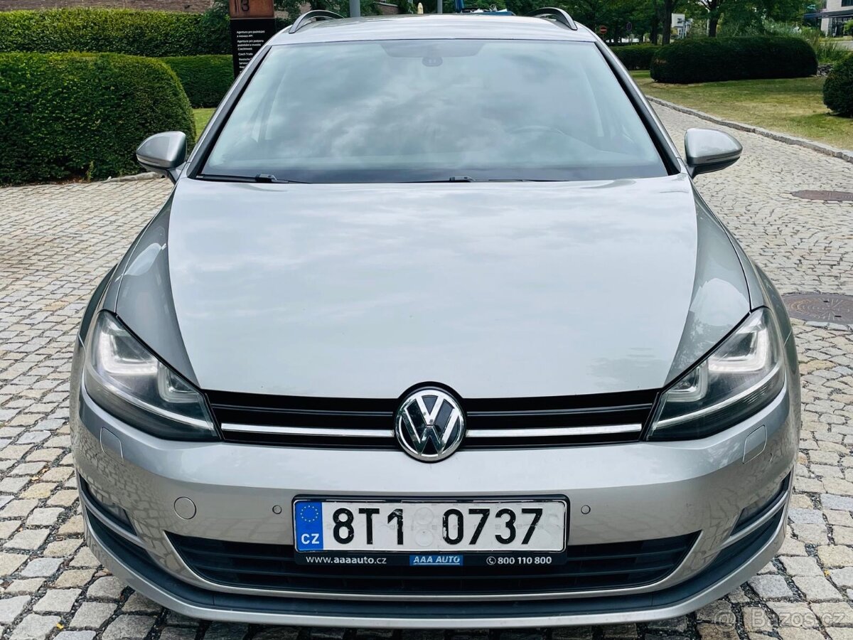 Volkswagen Golf 1.2TSI 77KW MANUÁL VÝHŘEV KAMERA HIGHLINE - 3