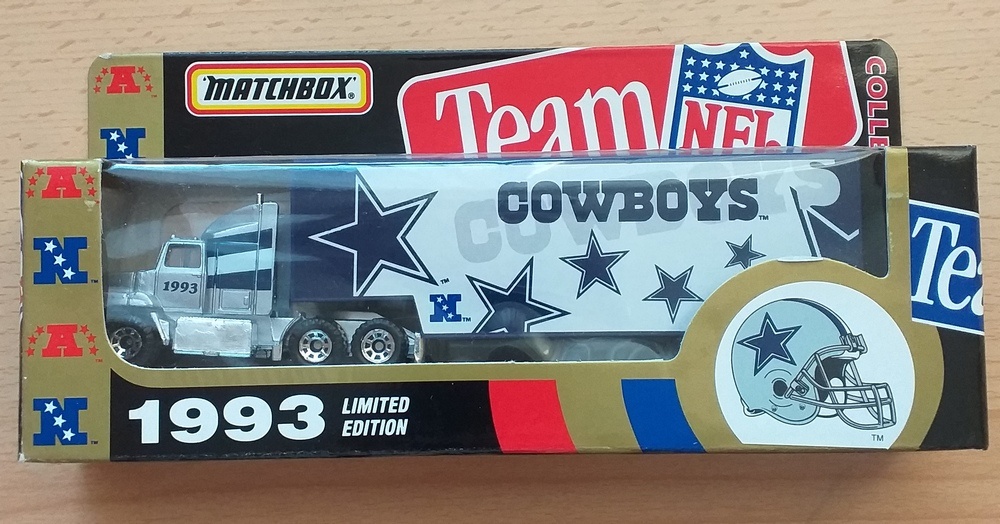 matchbox convoy cy109 Ford Aeromax NFL 1993 č. 1 - 3