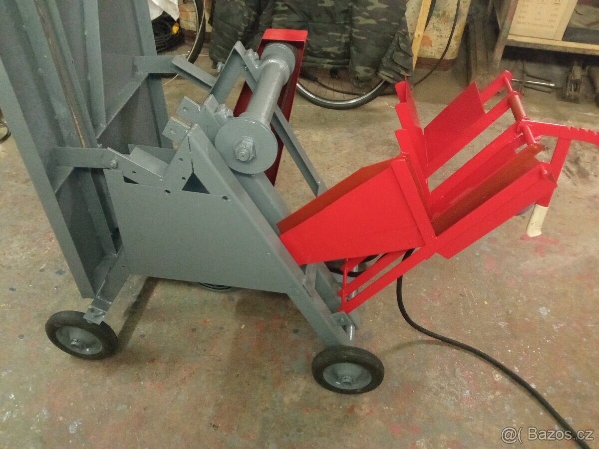 Cirkulárka s kolébkou HVP 60 - dovezu kamkoliv - 3
