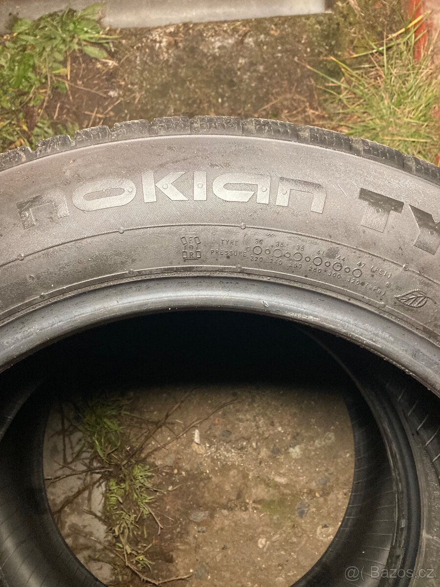 225/55/17 zimni - 3