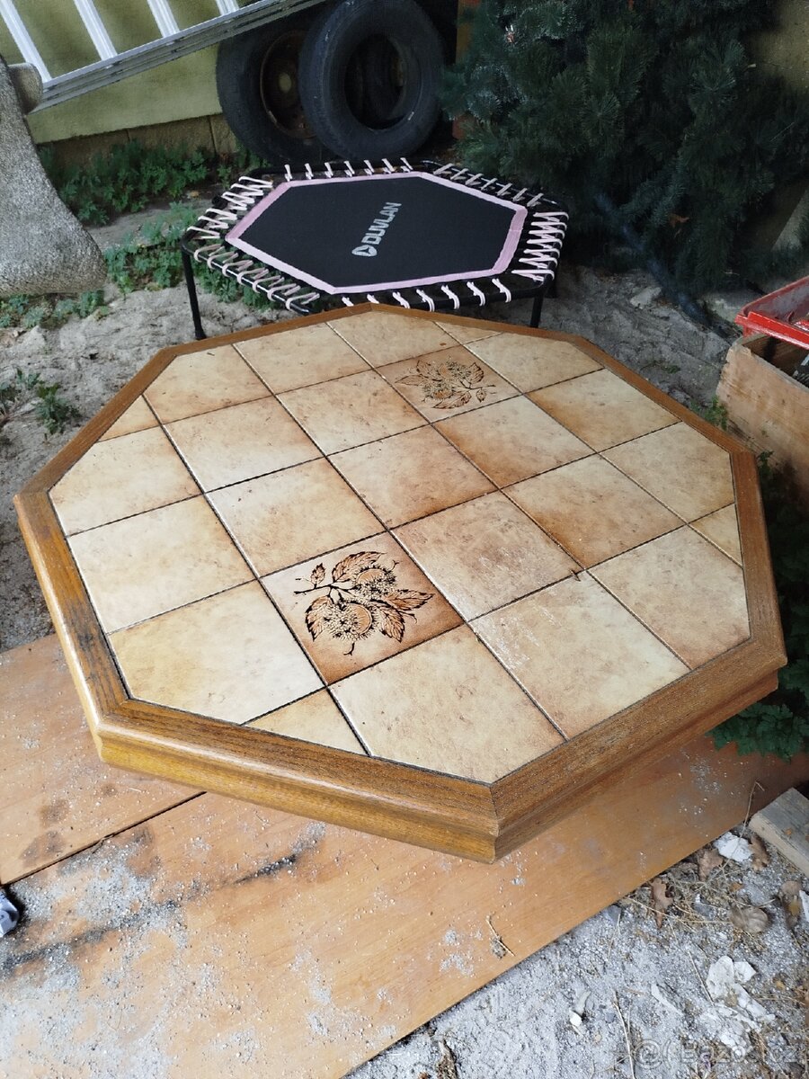 Konferenční stůl - 3