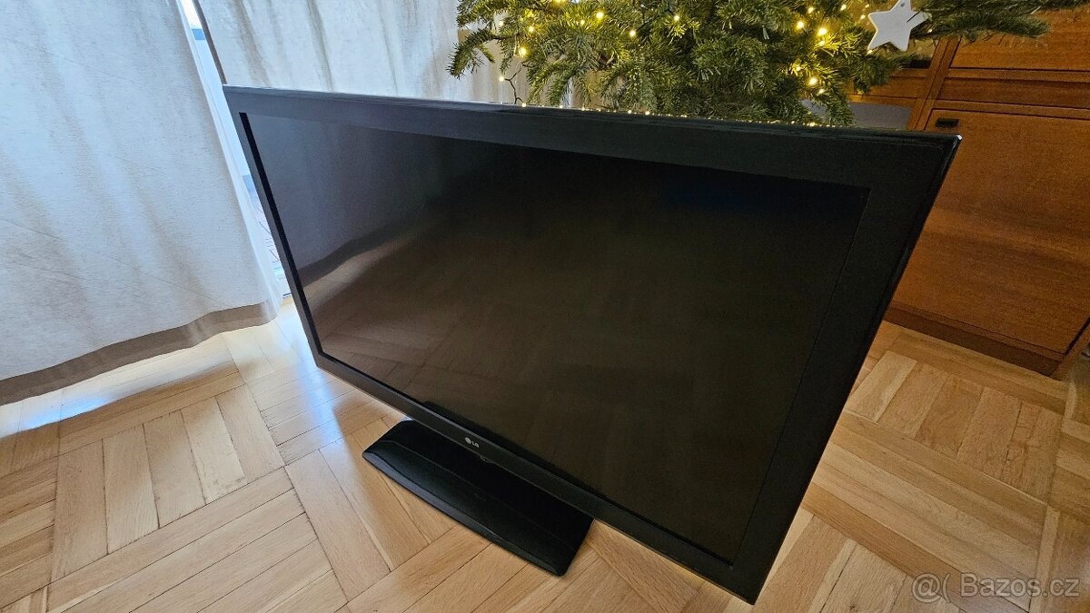 Televize LG 42CS460 – 42" Full HD LCD, HDMI - 3