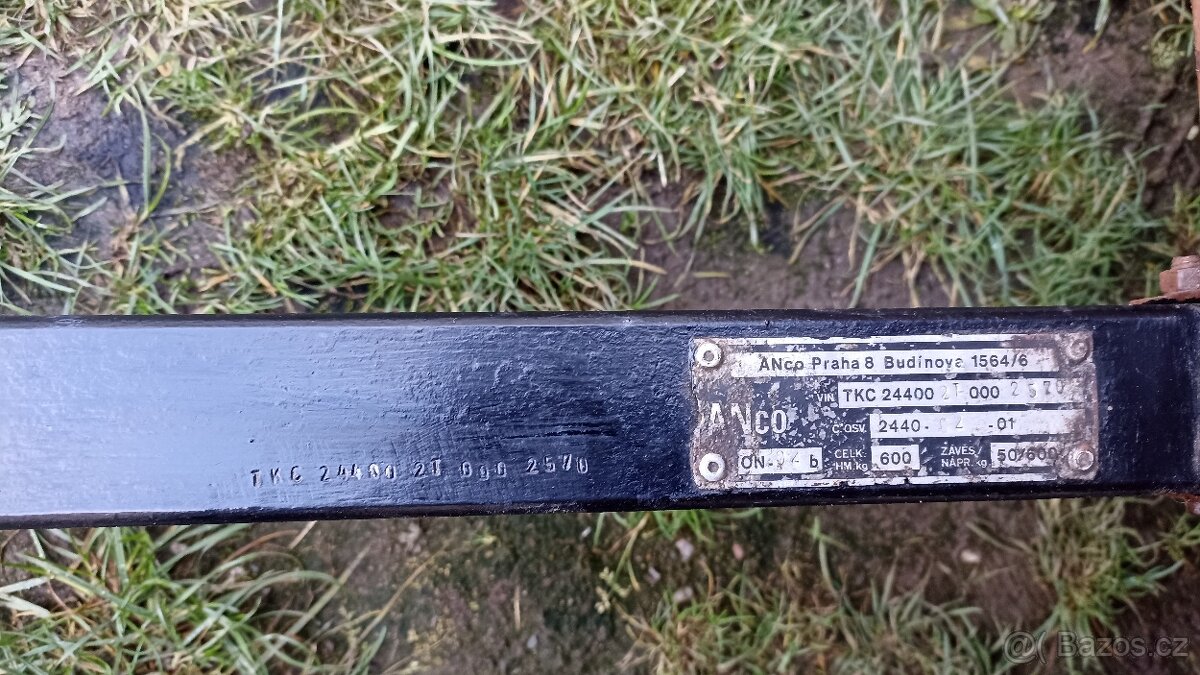 Přívěsný vozík za auto - 3