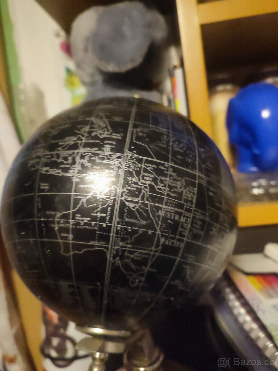 Starožitný globus - 3