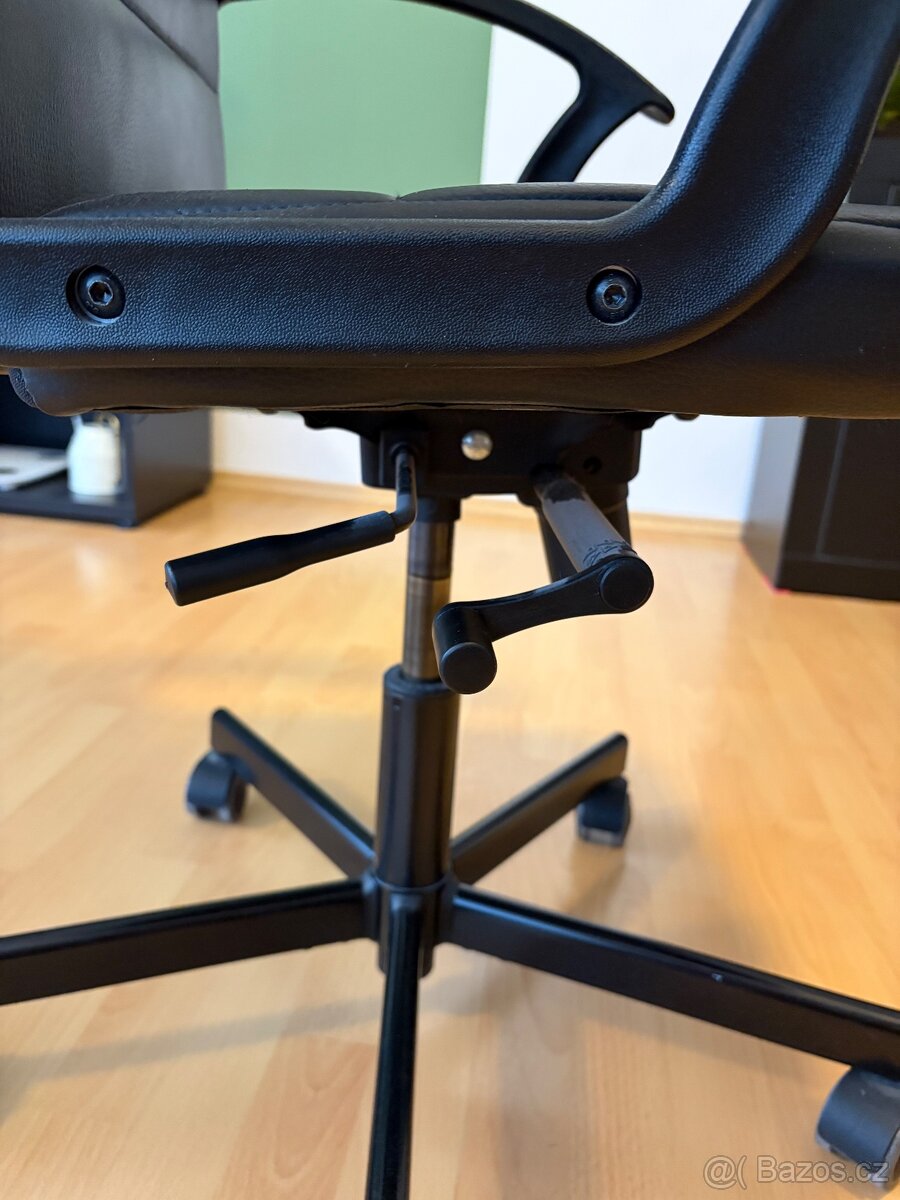 Kancelářská židle - 3