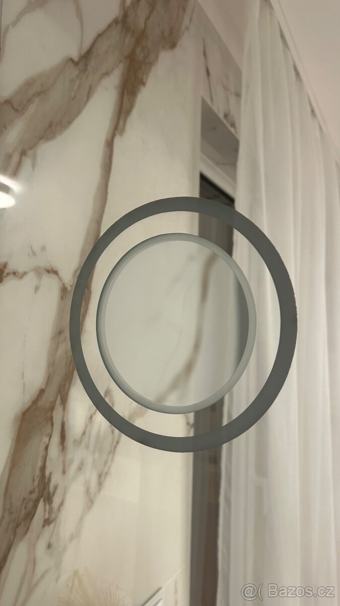 podsvícené zrcadlo - 3