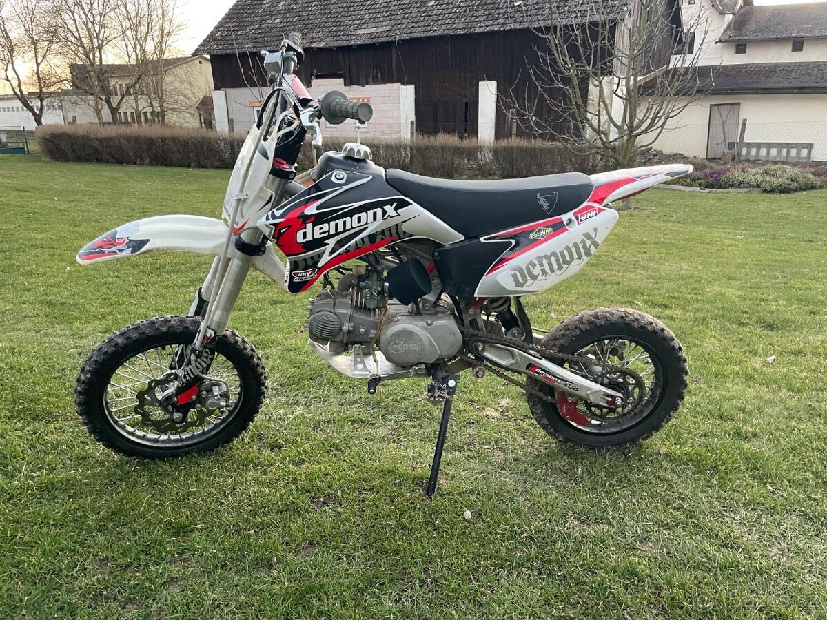 Stomp Demon X XLR 2
