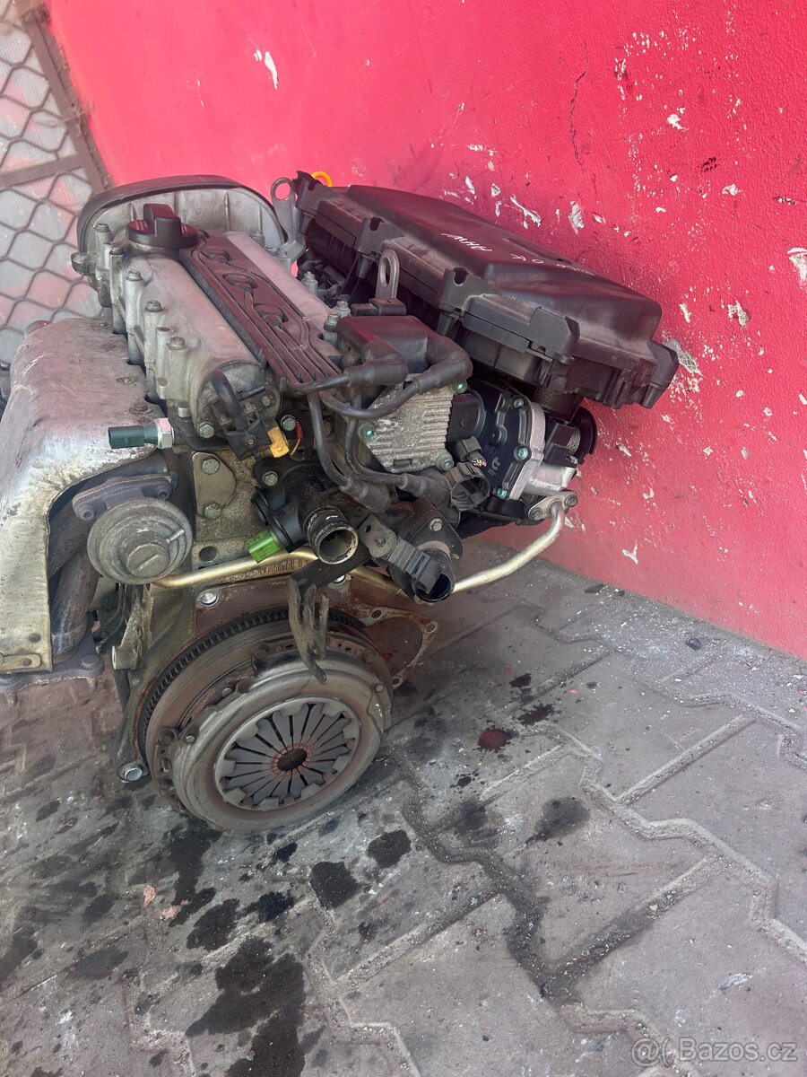 Motor 1,4 16V 55KW AHW WV Polo kompletní prodám - 3