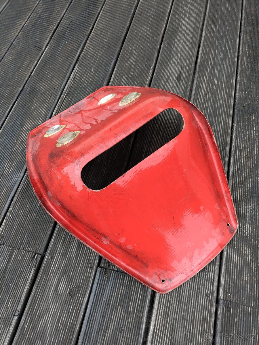 Sedačka z tramvaje - 3