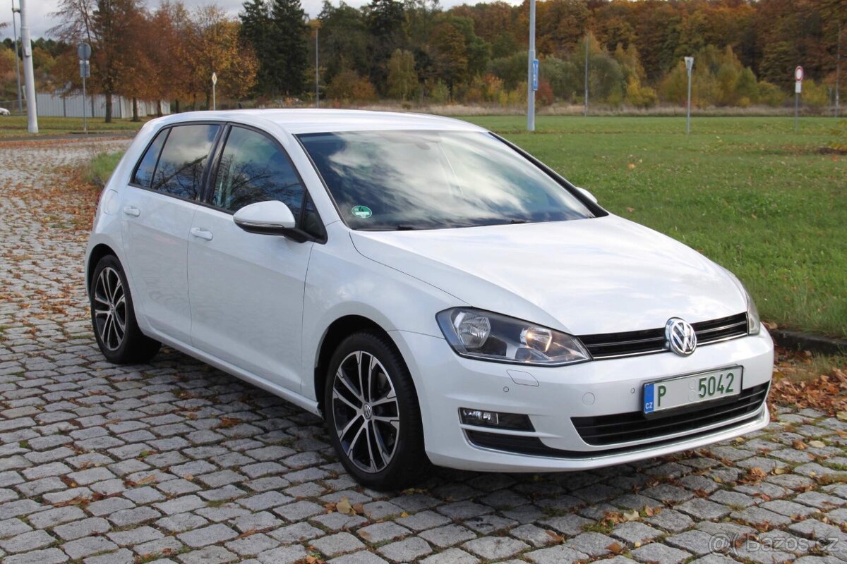 GOLF 7 5dv. 1.4TSI-92kw,LOUNGE,NEZ.TOP,Výhřev Volantu,2015 - 3
