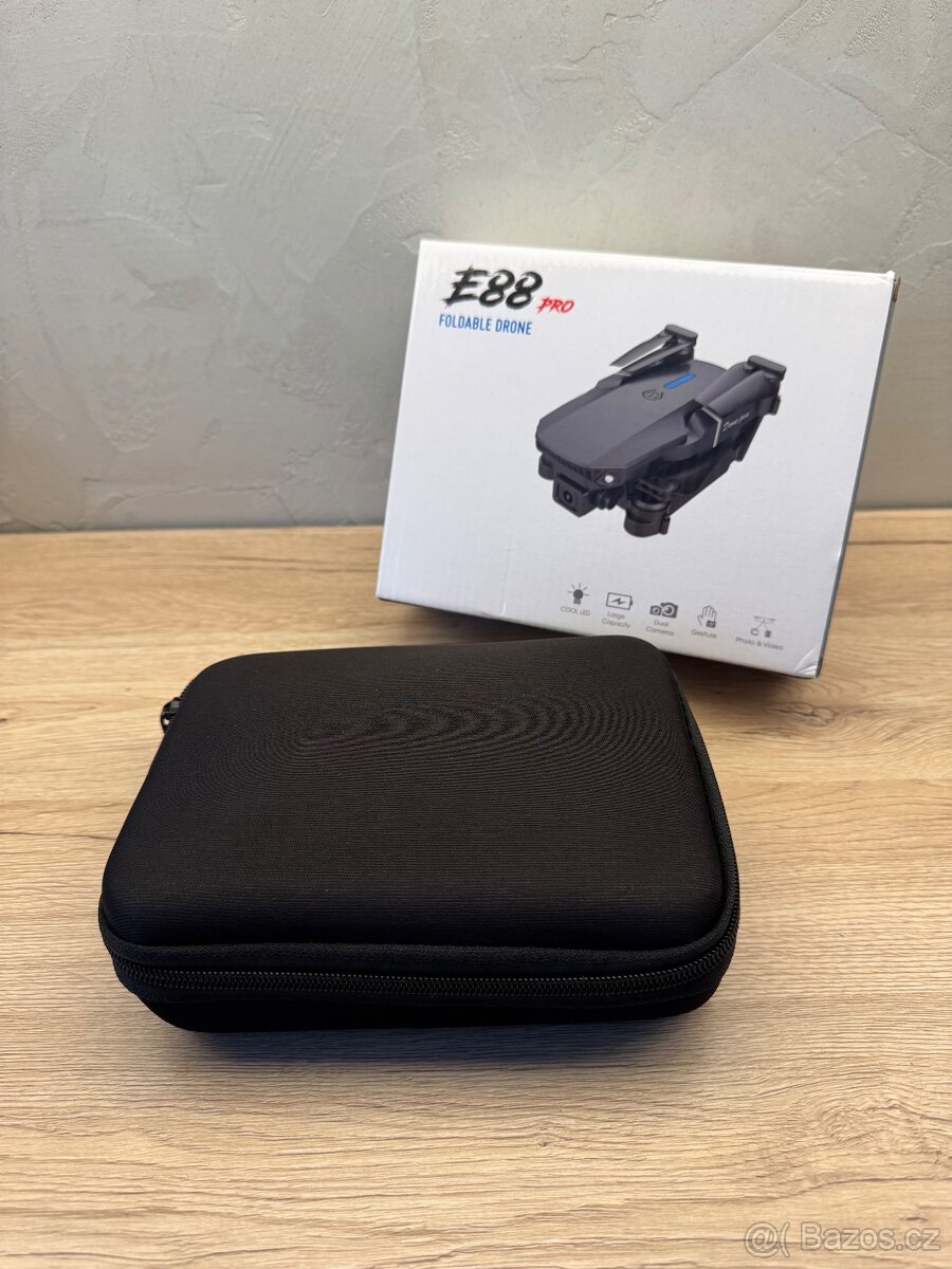 Dron se stabilizací a 3x baterie - 3