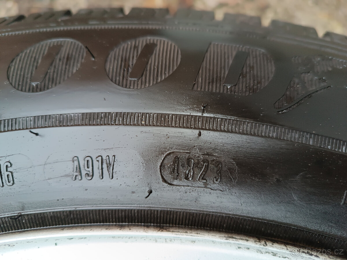 Transit Custom - disky 6,5x15 et60 + letní 215/65/15 - 3