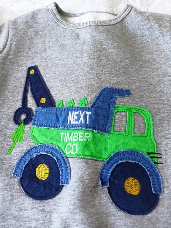 Mikina s tepláky, vel.122 - 3