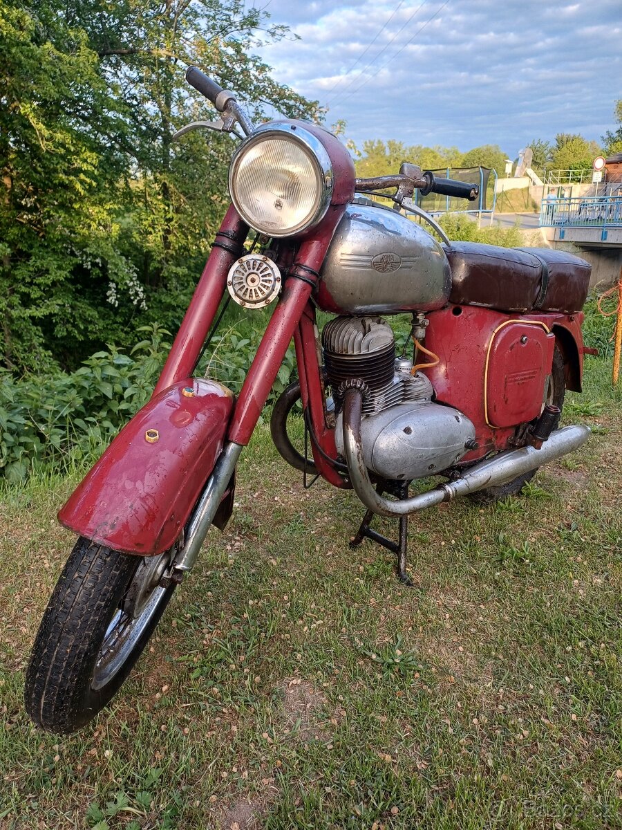 Jawa 250/353 - 3