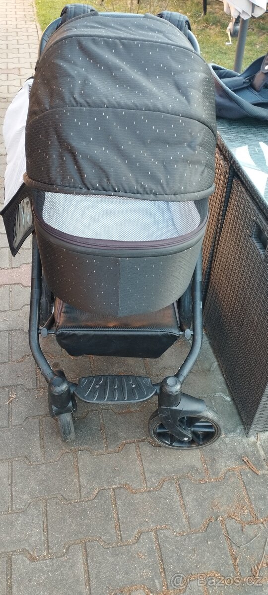 Kočárek Riko - 3