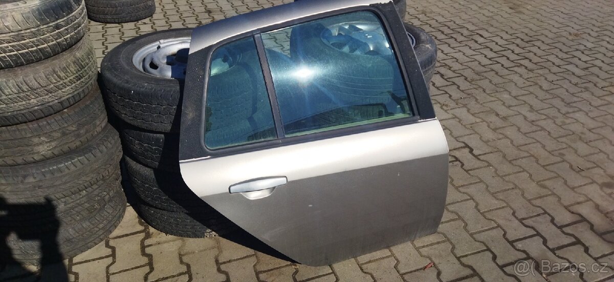 dveře Renault thalia - 3