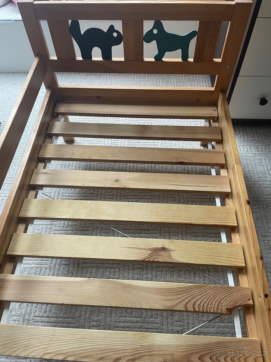 Postel a matrací a vybavením - 3