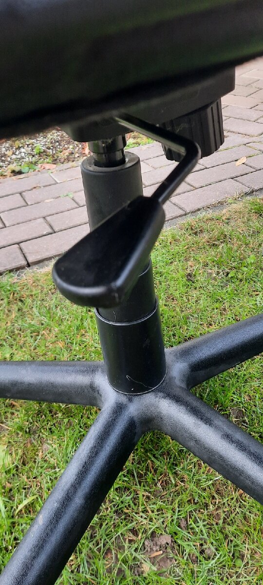 Kancelářské křeslo - 3