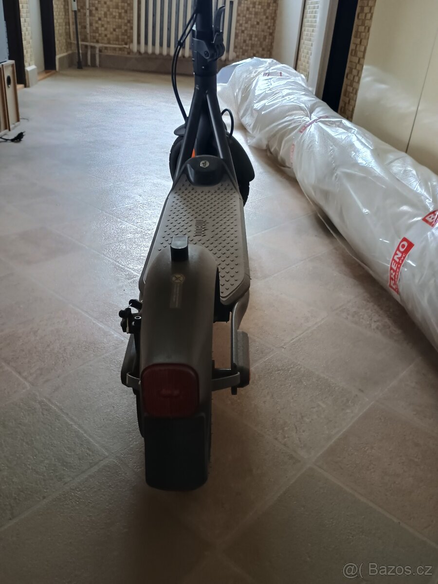 Segway Ninebot F25E - 3