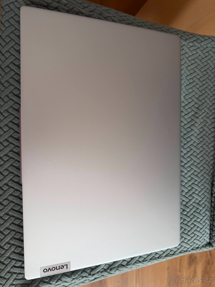 IdeaPad Slim 5 16" Full HD Ryzen5 7530U 16GB DDR4 512GB NVM - 3